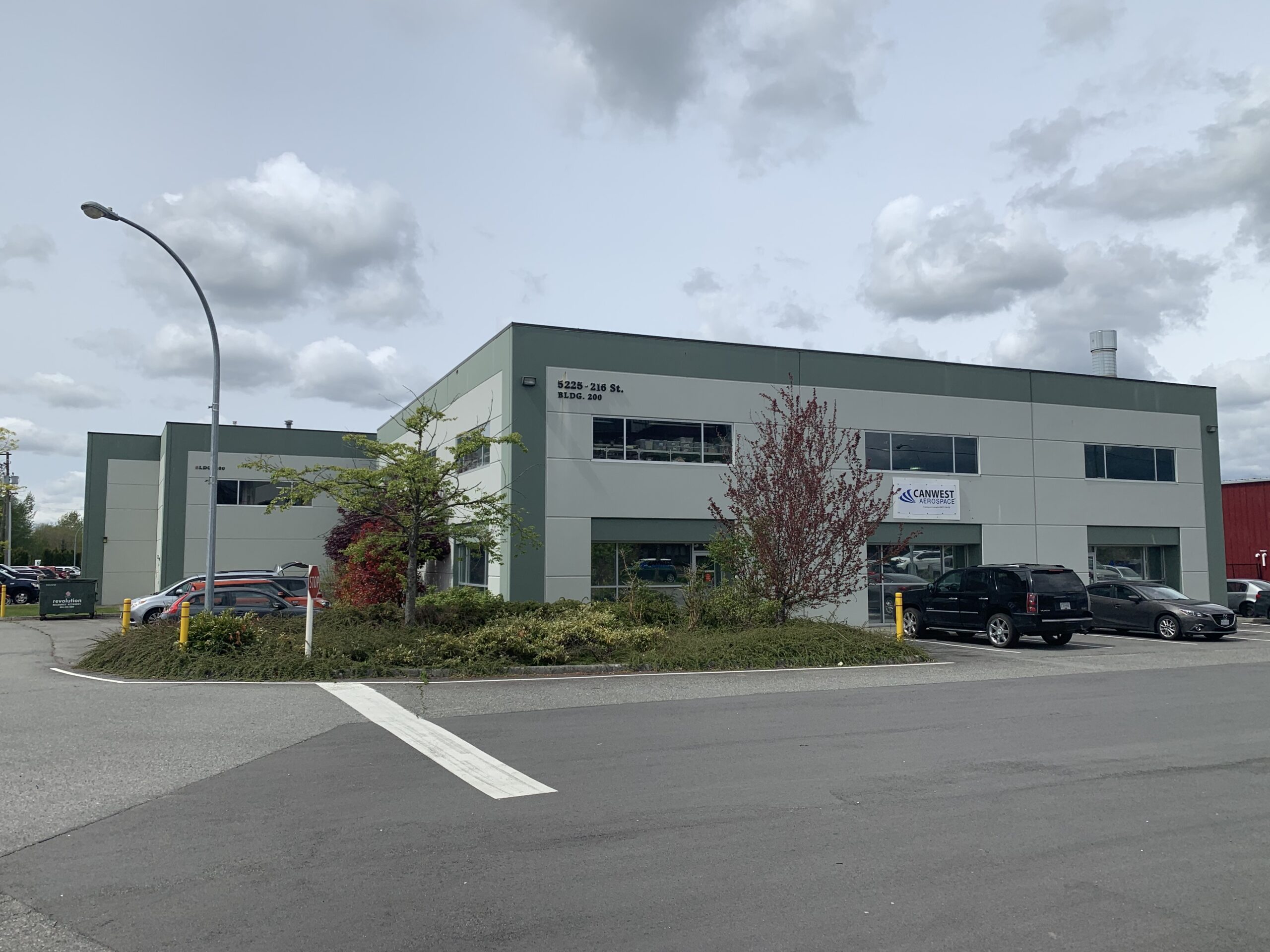 #200 &#8211; Hangar 12 &#8211; 5225 216 Street, Langley Airport